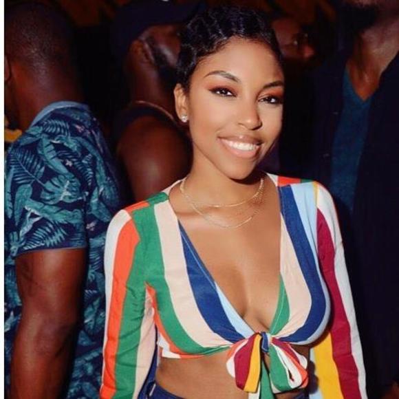 Meet your Posher, Mahogany - Picture 1 of 1